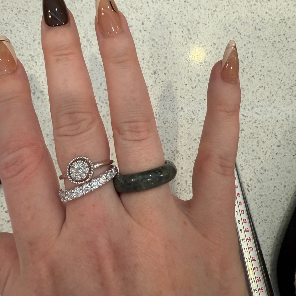 Jade Ring - Picture 3 of 3
